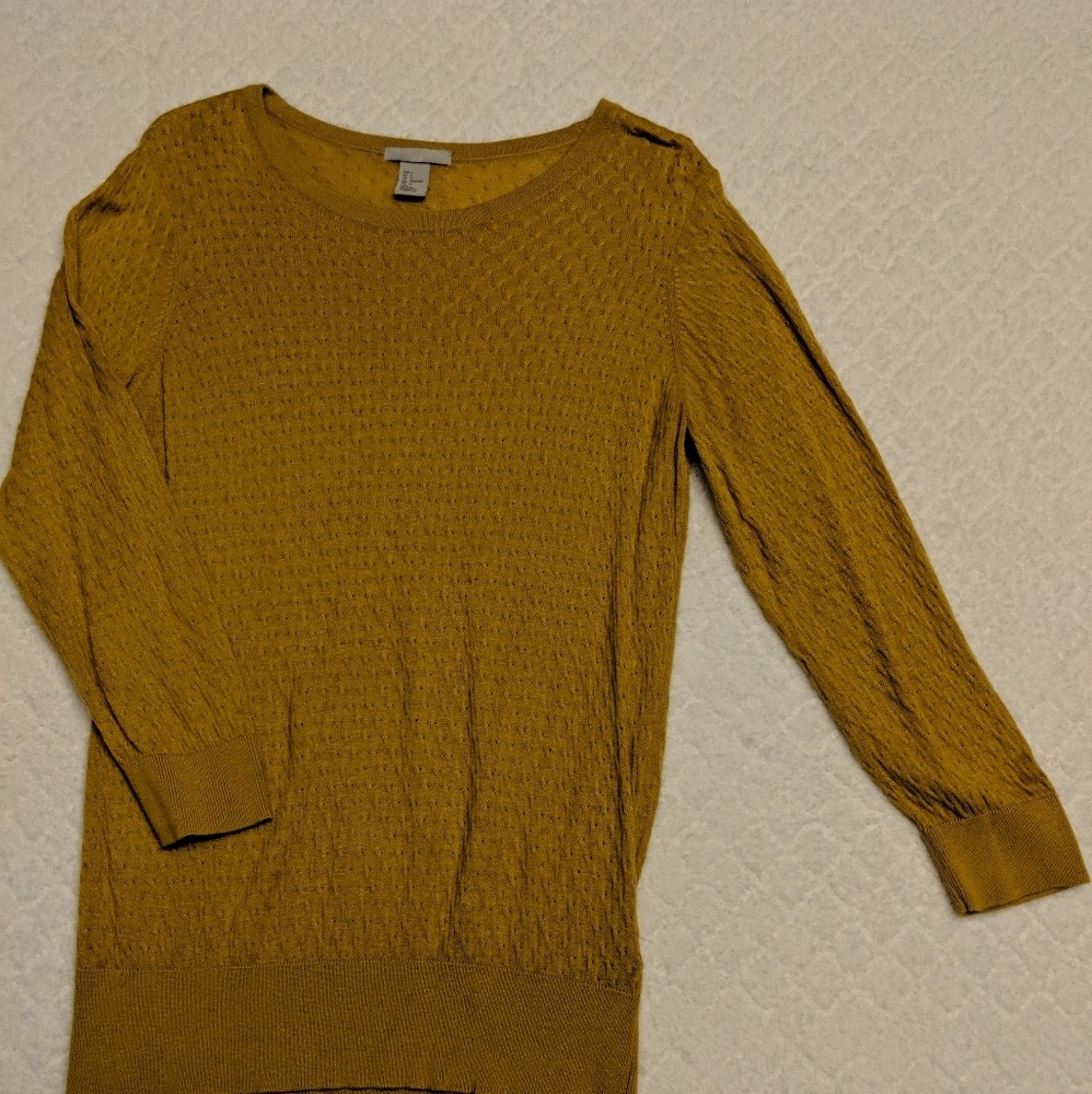 Mustard yellow sweater